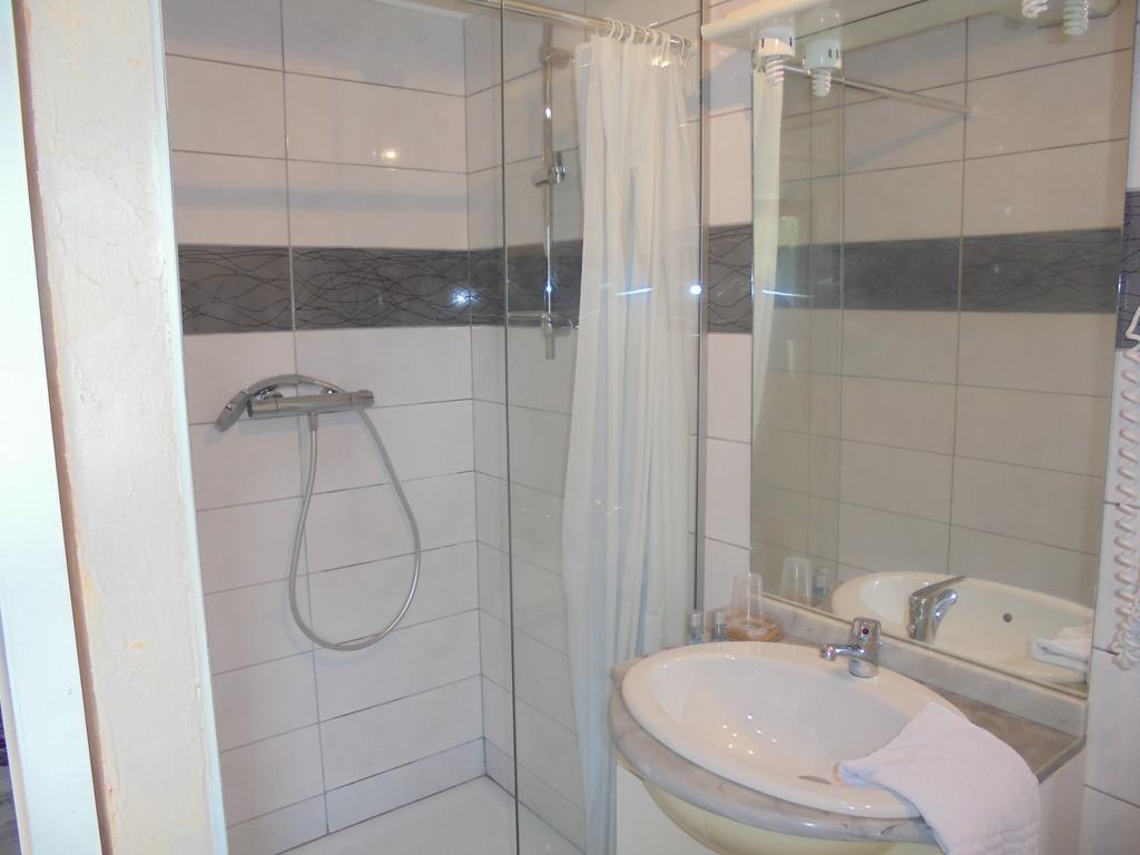 Auberge De La Grange Spa & Sauna พลาฟัง ภายนอก รูปภาพ